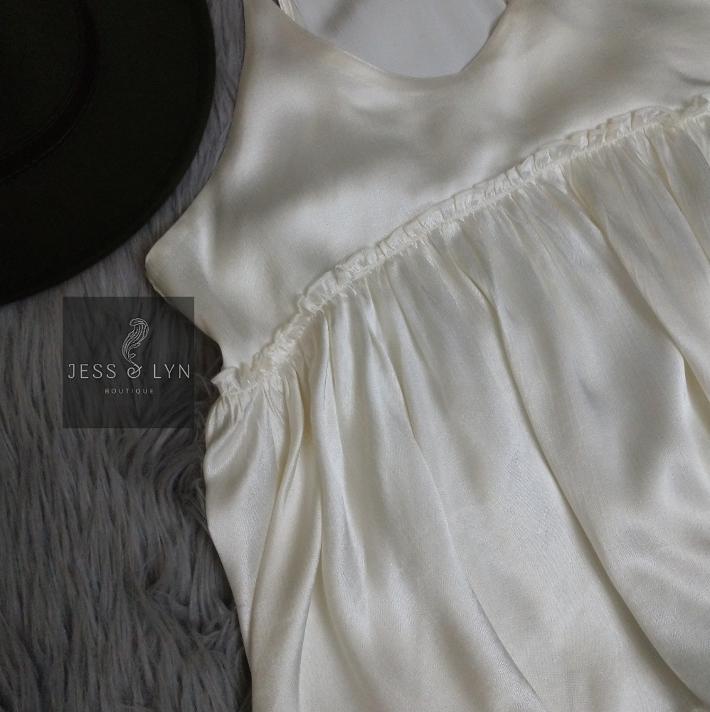 🆕Off White/Ivory Flowy Babydoll Boho Tank w/Adjustable Straps - Picture 14 of 14